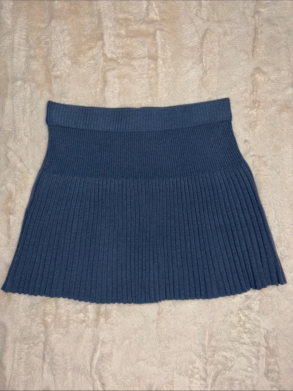 Brand NEW- Aerie Ribbed Sweater Pleated Mini Skirt in Slate Blue Sz M